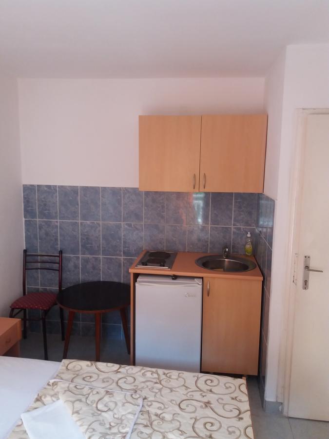 Apartments Mm Budva Eksteriør billede