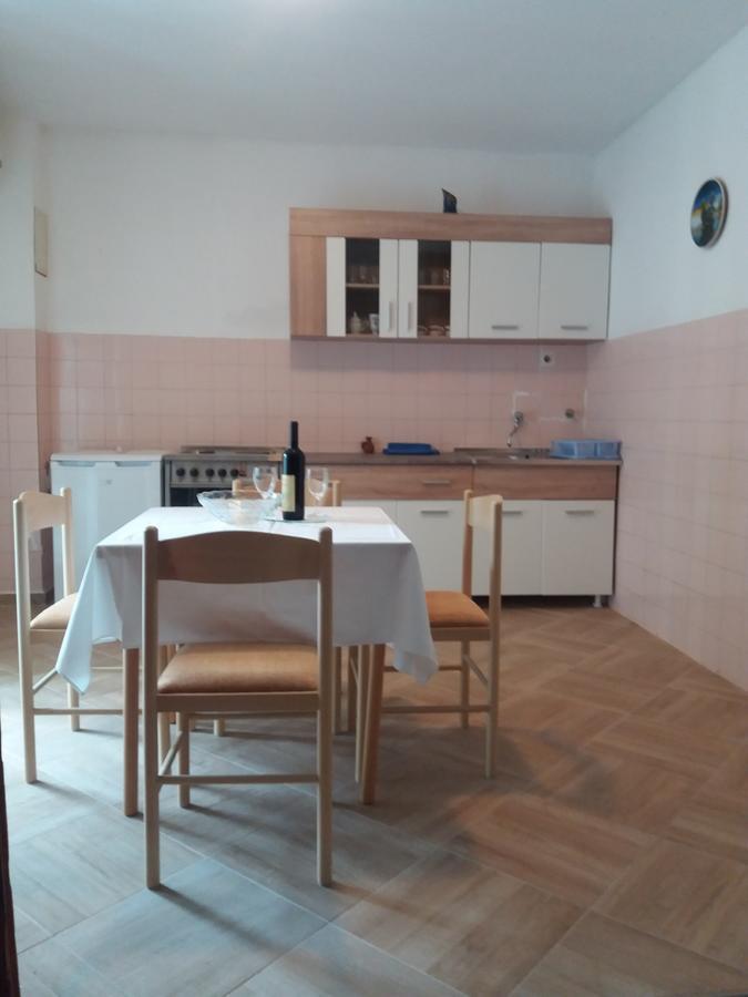 Apartments Mm Budva Eksteriør billede