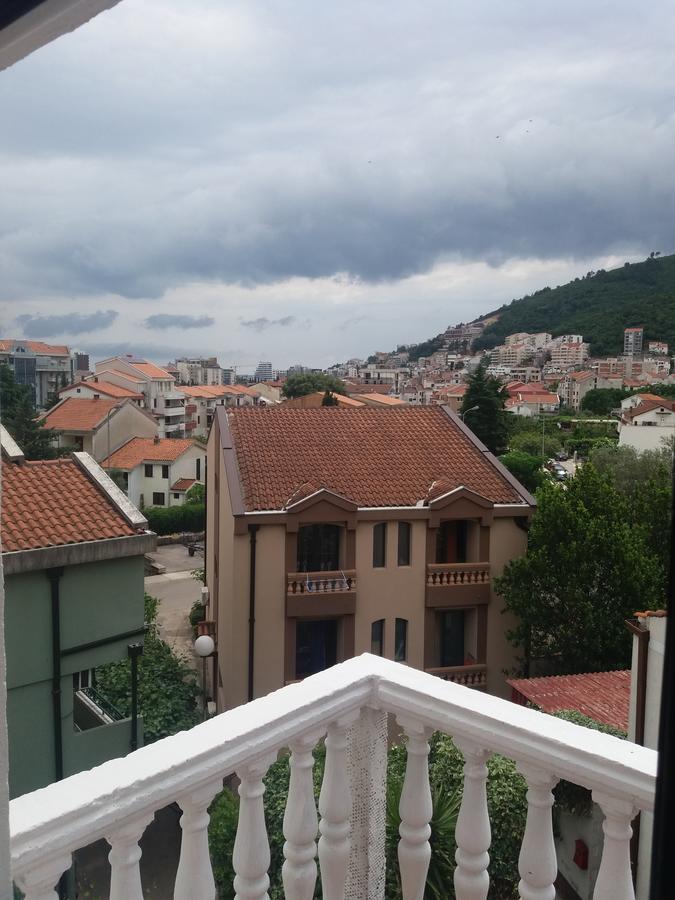 Apartments Mm Budva Eksteriør billede